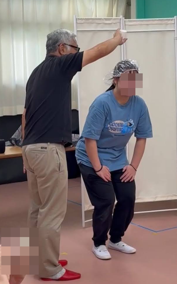 大阪市大正区の子ども園でマジックショーをしてきました。カップの中の水が消えるマジックです。