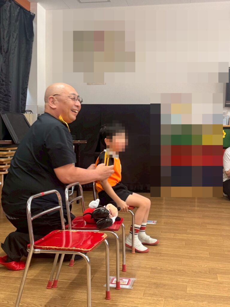 大阪市大正区の幼稚園でマジックショーをしました。