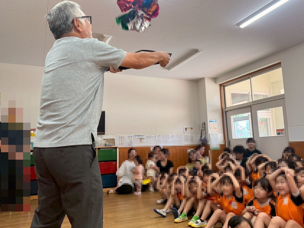 大阪市大正区の幼稚園でマジックショーをしました。