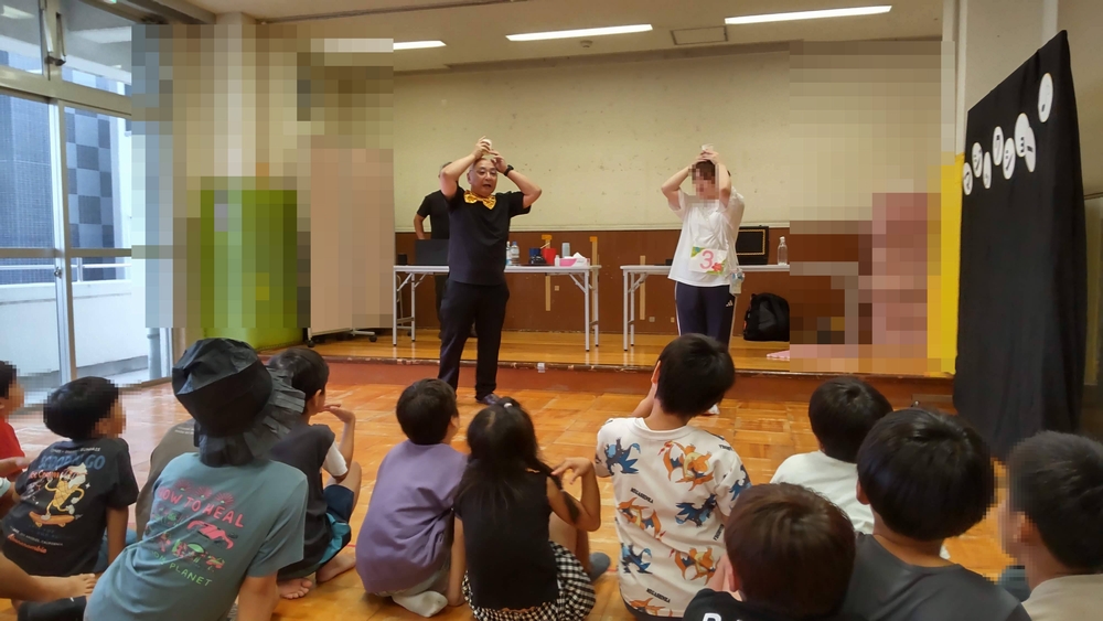 大阪府吹田市の南吹田児童センターでマジックショーをしてきました。