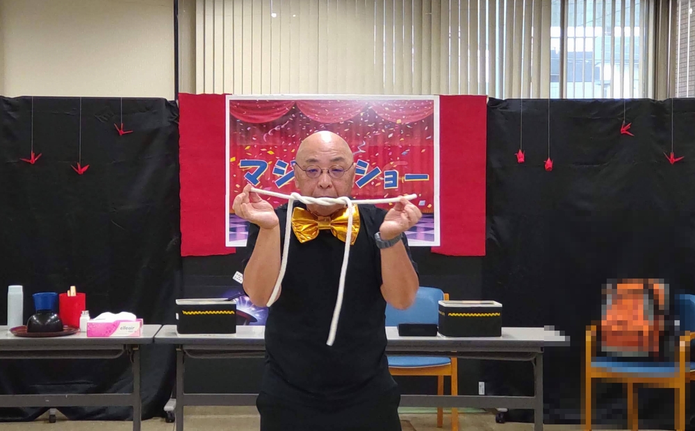 大阪府茨木市のデイサービスでマジックショーをしました。